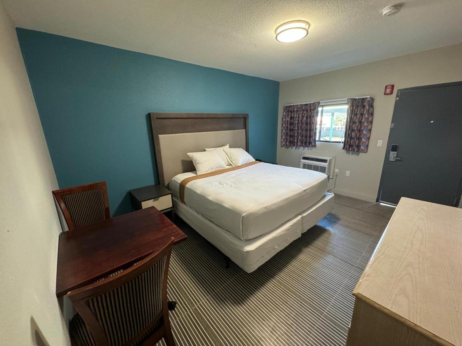 Essence Express Elizabeth Ewr Airport Hotel Kültér fotó